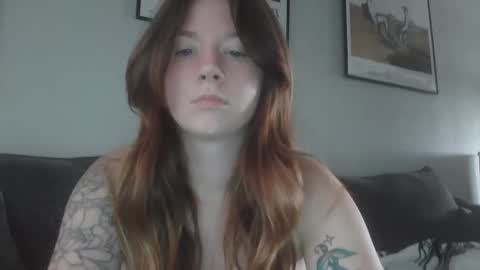 endlessly evie online show from October 6, 9:34 pm