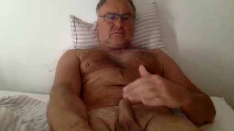 endurado online show from April 27, 11:30 am