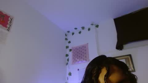 Snapshot of engel20042001 chatting on October 12, 2:27 pm engel20042001 online show from October 12, 2:27 pm