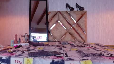 Snapshot of engel_devil chatting on February 12, 11:38 am Engel online show from February 12, 11:38 am