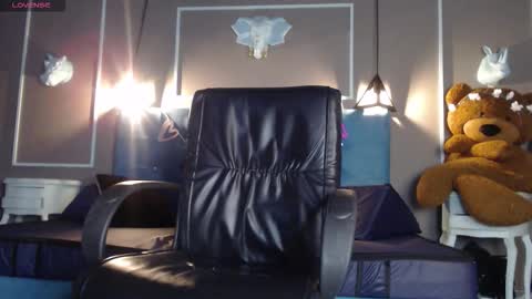 Snapshot of engel_devil chatting on February 16, 11:17 am Engel online show from February 16, 11:17 am