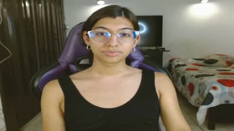 Snapshot of engiel_phoenix chatting on May 20, 1:23 am Engiel phoenix instagram engiel 13 online show from May 20, 1:23 am