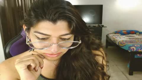 Snapshot of engiel_phoenix chatting on June 11, 2:33 am Engiel phoenix instagram engiel 13 online show from June 11, 2:33 am