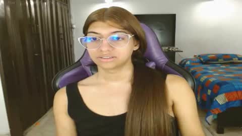Snapshot of engiel_phoenix chatting on June 30, 11:17 pm Engiel phoenix instagram engiel 13 online show from June 30, 11:17 pm