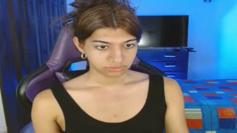 Snapshot of engiel_phoenix chatting on July 9, 7:29 pm Engiel phoenix instagram engiel 13 online show from July 9, 7:29 pm