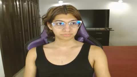 Snapshot of engiel_phoenix chatting on July 18, 10:24 pm Engiel phoenix instagram engiel 13 online show from July 18, 10:24 pm