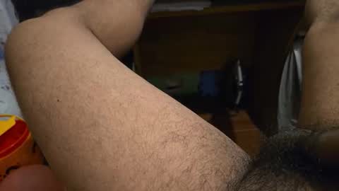 Snapshot of engineer_model_2022 chatting on March 19, 7:34 am engineer_model_2022 online show from March 19, 7:34 am