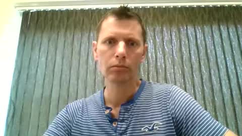 Snapshot of englishguy183 chatting on March 27, 11:21 am EnglishGuy183 online show from March 27, 11:21 am