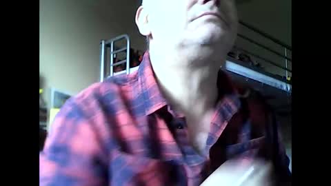 englishguysurrey online show from September 16, 9:21 am