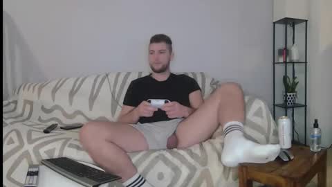 Englishladxxx online show from December 21, 11:45 pm