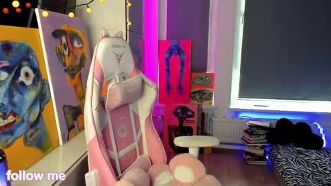 enigmastella online show from January 10, 11:01 am