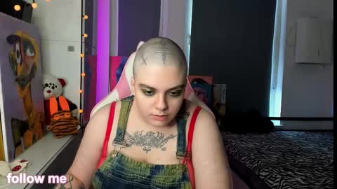 enigmastella online show from January 18, 11:03 am