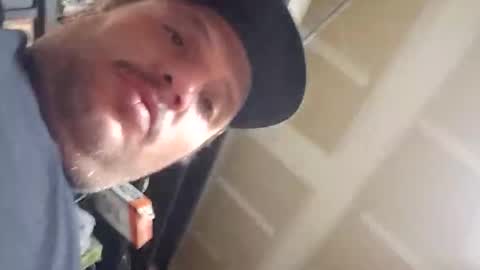 Snapshot of enjoynrepeat chatting on May 28, 7:49 am Anthony online show from May 28, 7:49 am