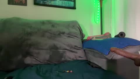 Snapshot of enjoythetrip chatting on September 20, 6:25 am Luke online show from September 20, 6:25 am