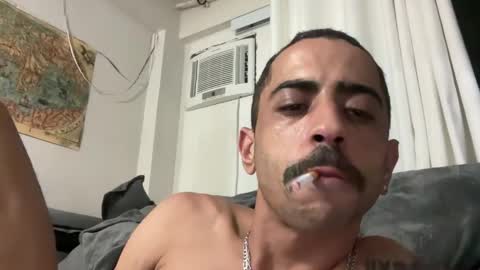 Snapshot of enjoythetrip chatting on December 15, 12:59 am Luke online show from December 15, 12:59 am