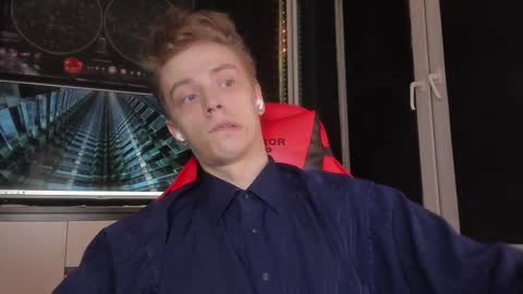 Snapshot of enkeer chatting on October 1, 2:50 am Enker online show from October 1, 2:50 am