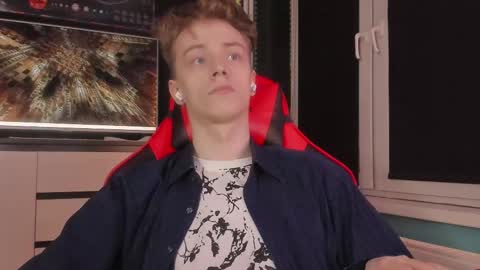 Snapshot of enkeer chatting on November 16, 3:39 pm Enker online show from November 16, 3:39 pm