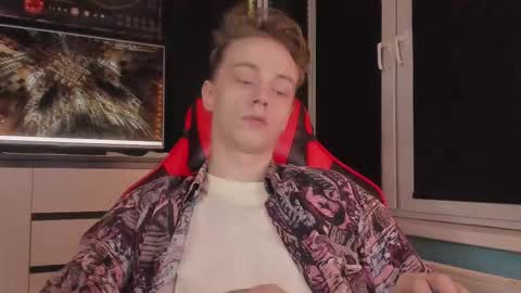 Snapshot of enkeer chatting on November 22, 12:09 am Enker online show from November 22, 12:09 am