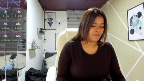 Snapshot of enma_clark chatting on April 21, 3:35 am Enma clark online show from April 21, 3:35 am