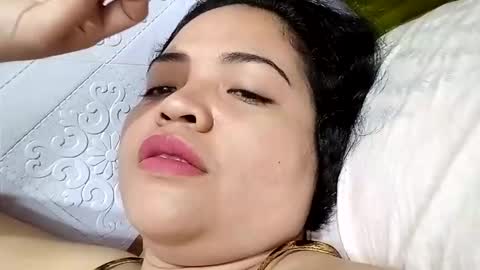 bustybaby30 online show from December 8, 5:29 am