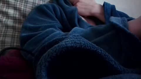 Snapshot of enoch98 chatting on March 7, 2:23 pm enoch98 online show from March 7, 2:23 pm