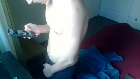 Snapshot of enoch98 chatting on March 8, 9:39 am enoch98 online show from March 8, 9:39 am