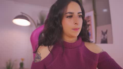 Snapshot of enola_holmes1 chatting on November 14, 12:15 pm enola holmes1 online show from November 14, 12:15 pm