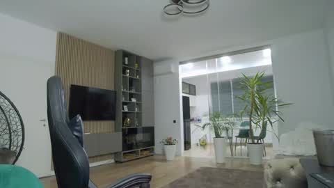 Snapshot of enrikoblue chatting on December 22, 9:31 pm Erik online show from December 22, 9:31 pm