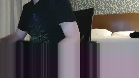 Snapshot of enthusiest chatting on September 9, 2:33 am Enthusiest online show from September 9, 2:33 am