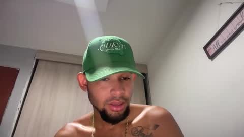 enyel_100 online show from May 1, 8:19 am