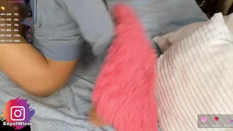 Call me Sweet online show from February 19, 7:59 pm