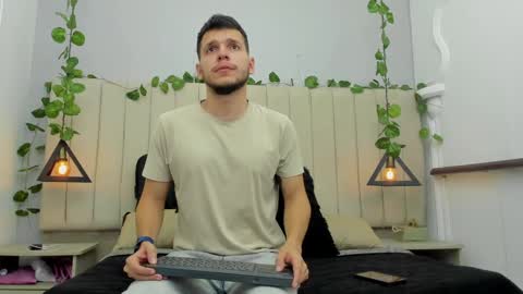 ENZO online show from November 3, 2:40 pm