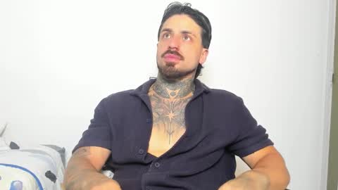 Enzo Aren online show from November 24, 10:53 pm