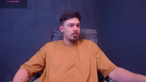 EnzoRace online show from December 4, 6:01 am