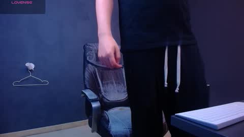 EnzoRace online show from February 3, 5:49 am