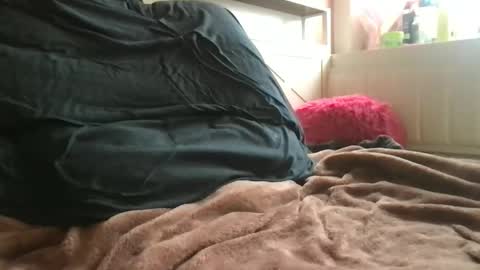 Snapshot of epicnutsz chatting on February 17, 4:46 pm epicstrokesz online show from February 17, 4:46 pm