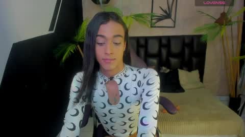 epril_zoyert online show from March 26, 8:03 pm