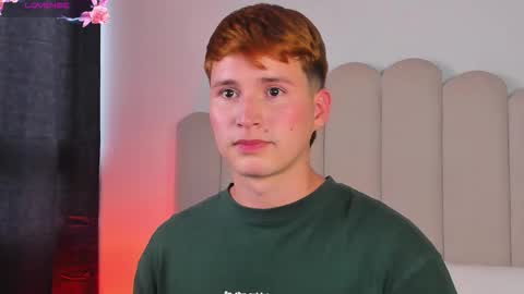 Snapshot of eragonbooy02 chatting on February 26, 9:14 pm Eragon online show from February 26, 9:14 pm