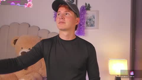 Snapshot of eragonbooy02 chatting on March 26, 10:04 pm Eragon online show from March 26, 10:04 pm