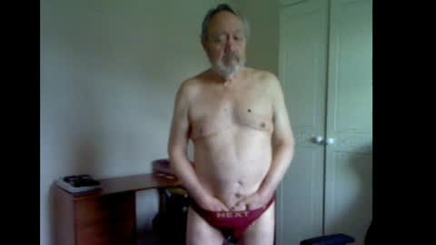erasmus_d online show from May 7, 5:29 pm