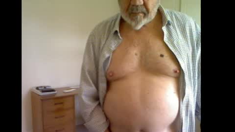 erasmus_d online show from May 14, 5:31 pm