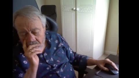 erasmus_d online show from June 5, 6:02 pm