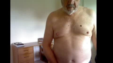 erasmus_d online show from June 30, 4:41 pm