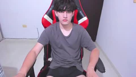 Snapshot of eren_tatakae chatting on March 14, 3:12 am eren_tatakae online show from March 14, 3:12 am