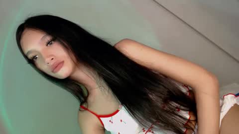 Snapshot of eres_guapa chatting on February 7, 10:09 pm Elisa online show from February 7, 10:09 pm