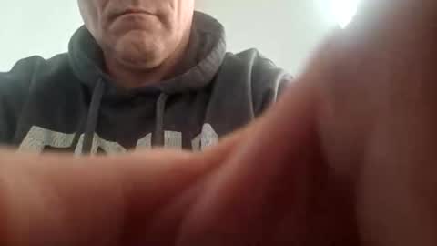 eric4698523103 online show from April 19, 1:32 pm