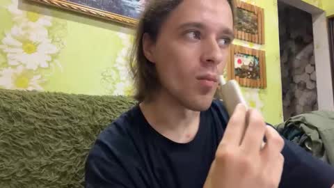 Eric online show from October 8, 6:49 pm