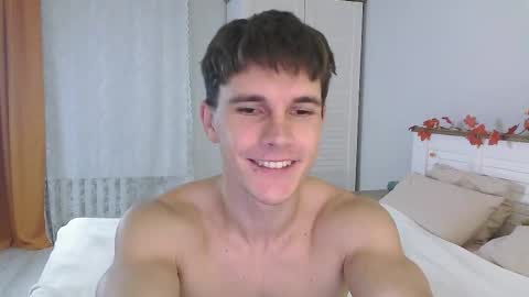 Snapshot of eric_crush chatting on October 13, 3:50 am Eric Crush online show from October 13, 3:50 am