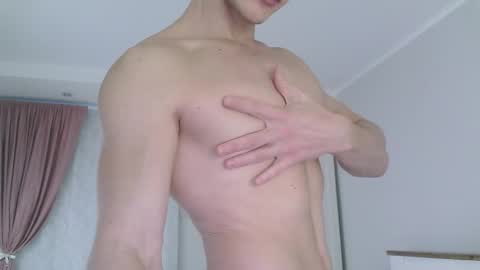 Eric Crush online show from February 18, 3:57 am