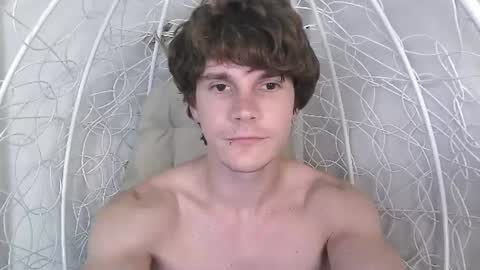 Snapshot of eric_crush chatting on July 16, 1:11 am Eric Crush online show from July 16, 1:11 am